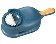 پیراشکی و سمبوسه زن دو کاره